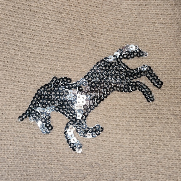 Pink sparkly unicorn sweater - Picture 6 of 7
